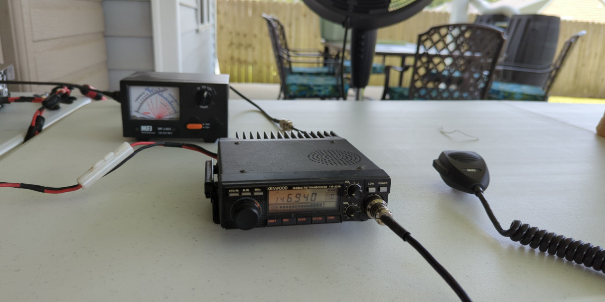 Kenwood TM-221A mobile radio set up for ARRL Field Day 2023